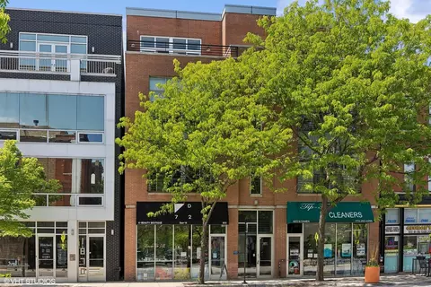 1872 N Damen Ave #3N, Chicago, IL 60647