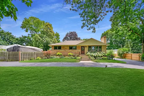 23601 N Park Rd, Lake Zurich, IL 60047