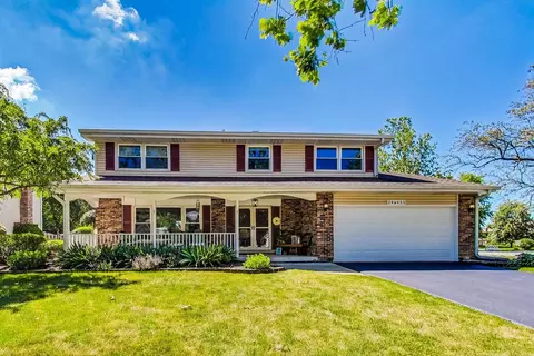 24 W455 Arrow Ct, Naperville, IL 60540