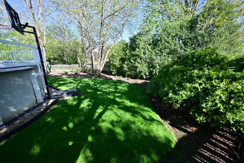 Exterior - 1951 Waverly Ln, Algonquin, IL 60102 photo 7 of 9