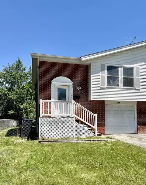 125 S Springinsguth Rd, Schaumburg, IL 60193