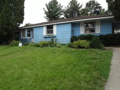 211 Amarillo Dr, Carpentersville, IL 60110