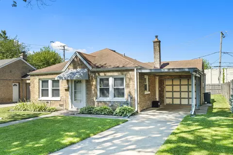 4408 Wesley Ter, Schiller Park, IL 60176
