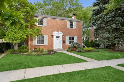 7941 Kilbourn Ave, Skokie, IL 60076