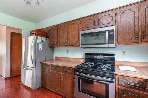 520 Pasadena Ave, Beecher, IL 60401 photo 10