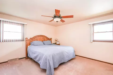 520 Pasadena Ave, Beecher, IL 60401 photo 14