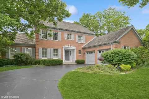 2417 Indian Ridge Dr, Glenview, IL 60026