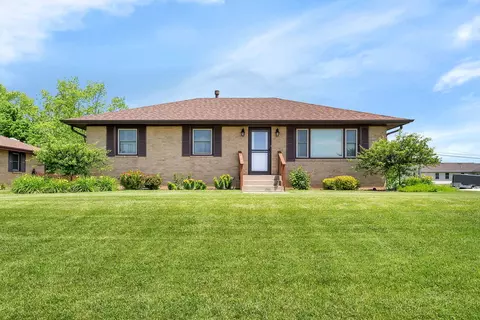 816 S Briggs St, Joliet, IL 60433
