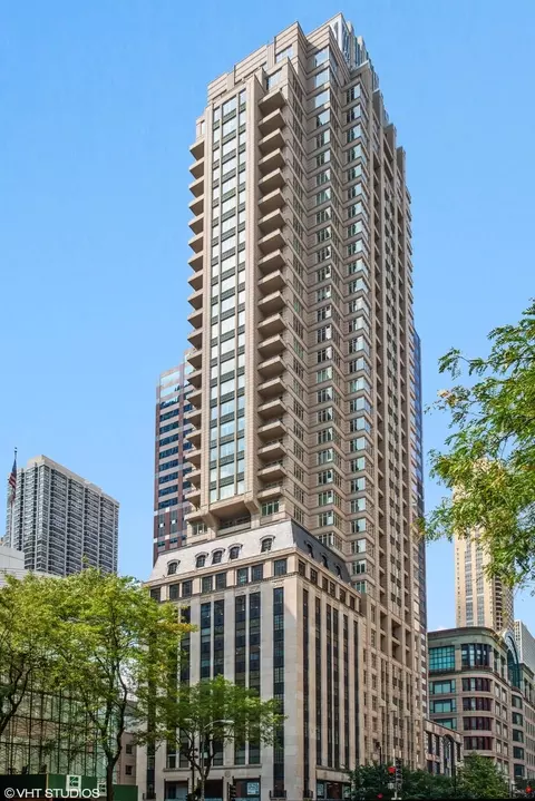 118 Erie St #38K, Chicago, IL 60611