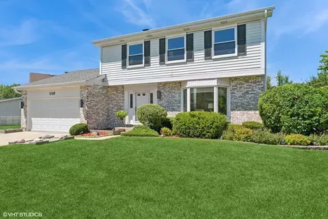 1149 Lockwood Dr, Buffalo Grove, IL 60089