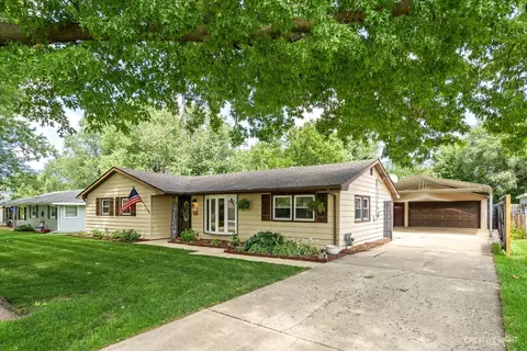 2414 Nuclear Dr, Joliet, IL 60431