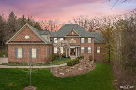 43 W232 Tall Pines Rd, Campton Hills, IL 60124