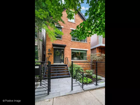 1729 N Honore St, Chicago, IL 60622