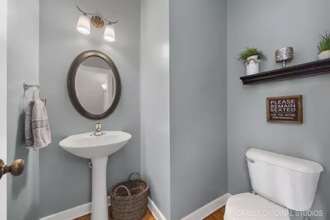 Bath - 25821 Ross St, Plainfield, IL 60585 photo 1 of 7