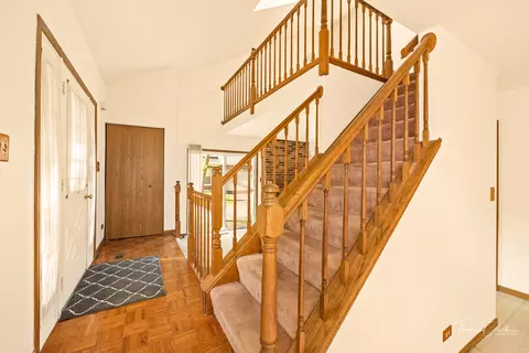 102 College Xing, Rolling Meadows, IL 60008 photo 6