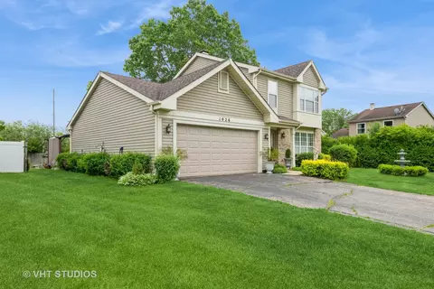 Exterior - 1026 Longford Rd, Bartlett, IL 60103 photo 6 of 7