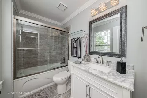 Bath - 1026 Longford Rd, Bartlett, IL 60103 photo 2 of 2