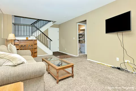 Living - 21 Pine Cir, Cary, IL 60013 photo 7 of 7