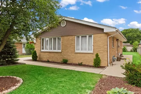7640 Sholer Ave, Bridgeview, IL 60455