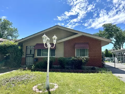 16020 Page Ave, Harvey, IL 60426