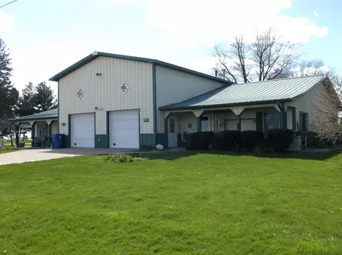 104 S East St, Dover, IL 61323