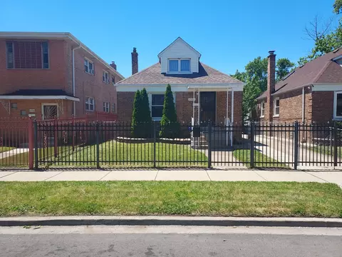 10404 S Avenue M St, Chicago, IL 60617