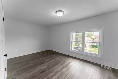 7518 W 57th Pl, Summit, IL 60501 photo 9