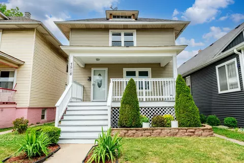 7518 W 57th Pl, Summit, IL 60501