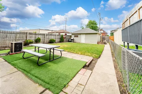7518 W 57th Pl, Summit, IL 60501 photo 16