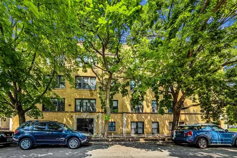 2316 W Shakespeare Ave #3, Chicago, IL 60647