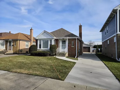 7241 N Overhill Ave, Chicago, IL 60631