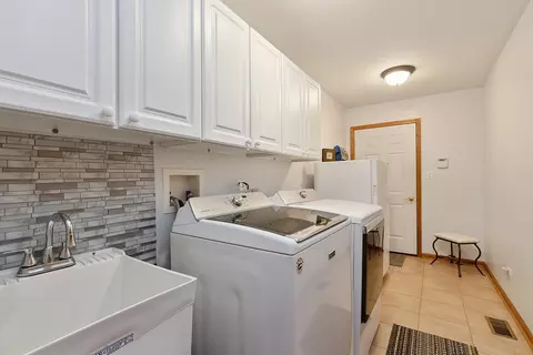 38 Billy Casper Ln, Midlothian, IL 60445 photo 19