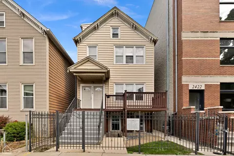 2424 W Moffat St, Chicago, IL 60647