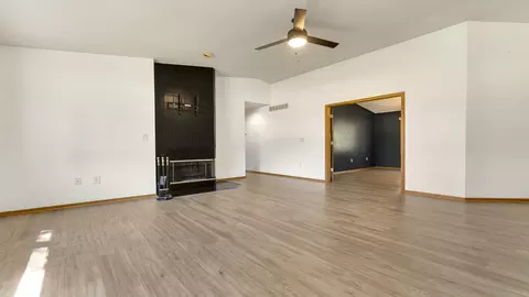 246 Sumner St, Byron, IL 61010 photo 2