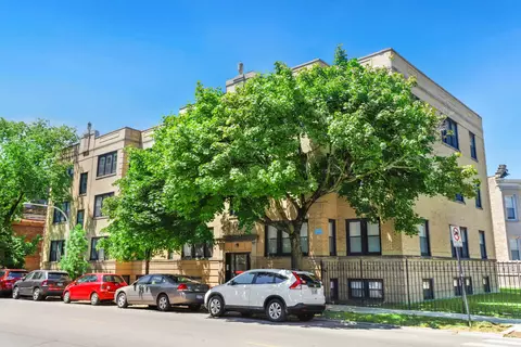 3422 N Racine Ave #2, Chicago, IL 60657