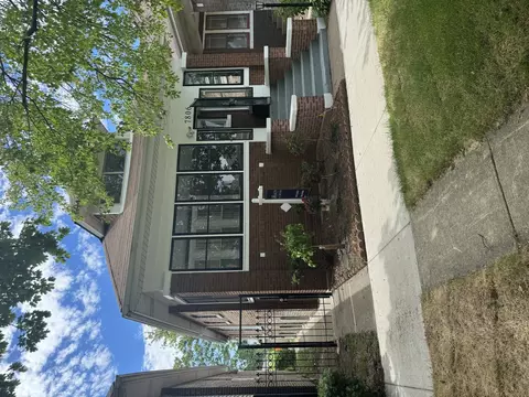 7806 S Eberhart Ave, Chicago, IL 60619