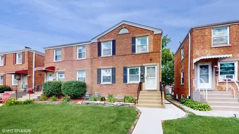 239 Hyde Park Ave, Bellwood, IL 60104