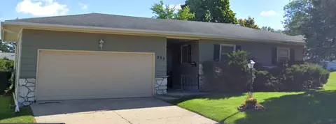 235 N Westwood Ave, Freeport, IL 61032