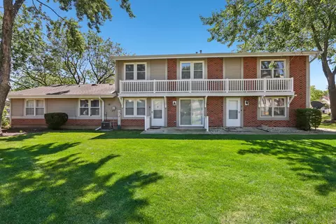 205 College Dr #C, Bloomingdale, IL 60108