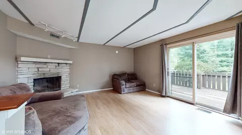 Living - 1202 S Broadway St, Mchenry, IL 60050 photo 1 of 3