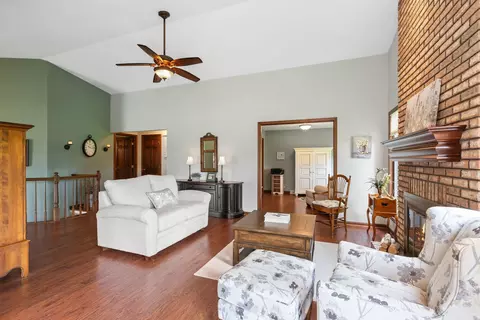 1745 Pebble Beach Dr #0, Hoffman Estates, IL 60169 photo 7
