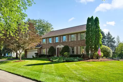 766 Raintree Dr, Naperville, IL 60540