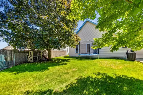 2104 Edinburgh Ln, Aurora, IL 60504 photo 29