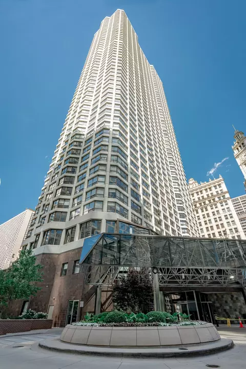 405 N Wabash Ave #2207, Chicago, IL 60611