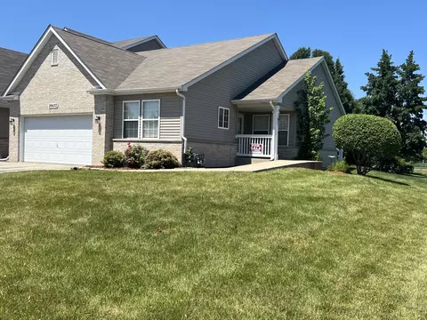 26430 W Fox Trl, Channahon, IL 60410