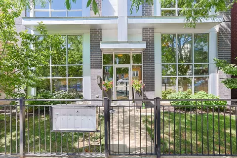 1918 W Armitage Ave #1B, Chicago, IL 60622