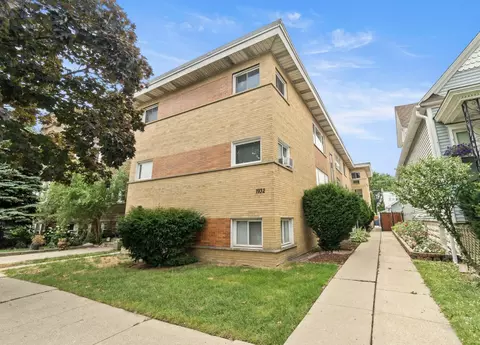 1932 S Central Ave #8, Cicero, IL 60804