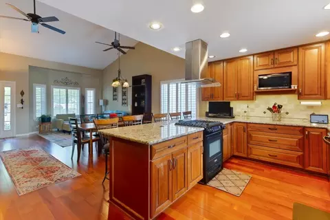 3103 Twin Falls Dr, Plainfield, IL 60586 photo 5
