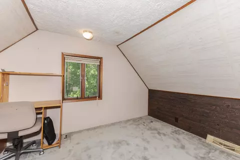 Bedroom - 35306 E 500 North Rd, Arrowsmith, IL 61722 photo 3 of 6