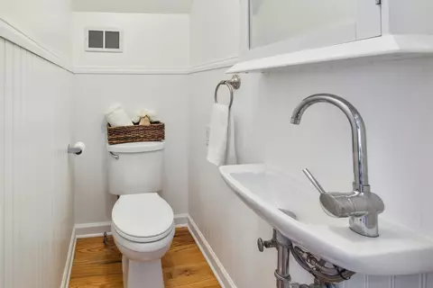 5430 N Winthrop Ave, Chicago, IL 60640 photo 21
